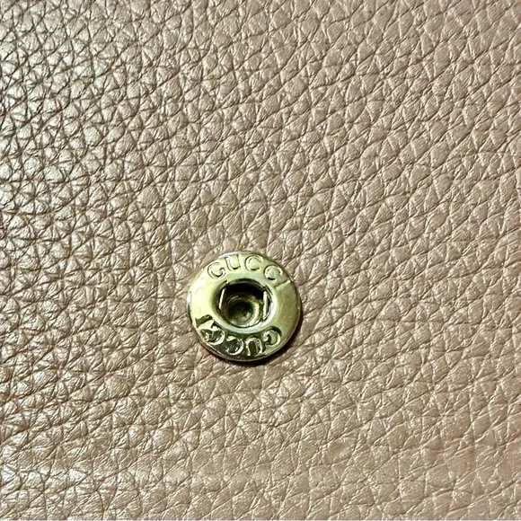 GUCCI pink calfskin wallet - Picture 9 of 9